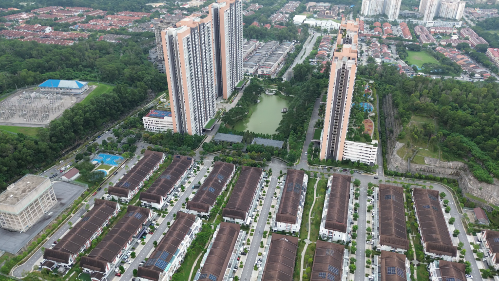 Aerial view of Emerald Hill, Alam Damai